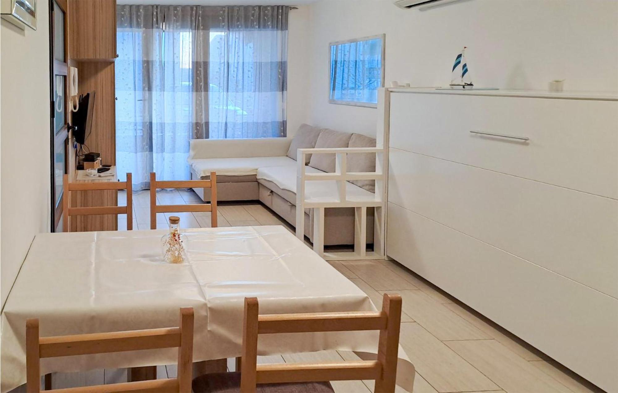 Cozy Apartment In Crikvenica With Kitchen Exterior photo